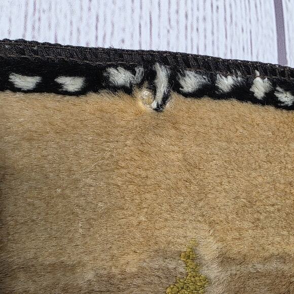 Vintage Winter Dogsled Tapestry Wall Hanging, 39x19.5 - Picture 6 of 6